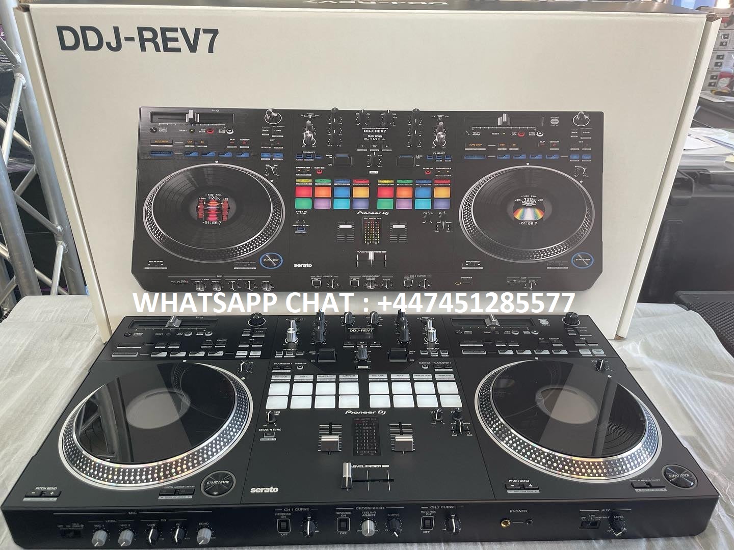 DJ (3a)